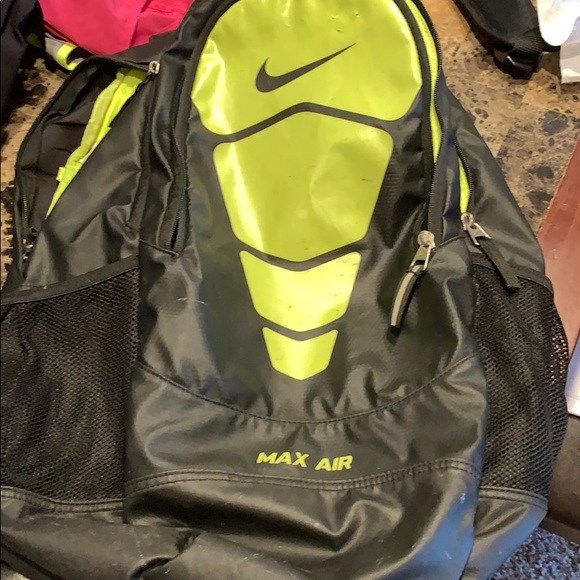 nike max air backpack neon